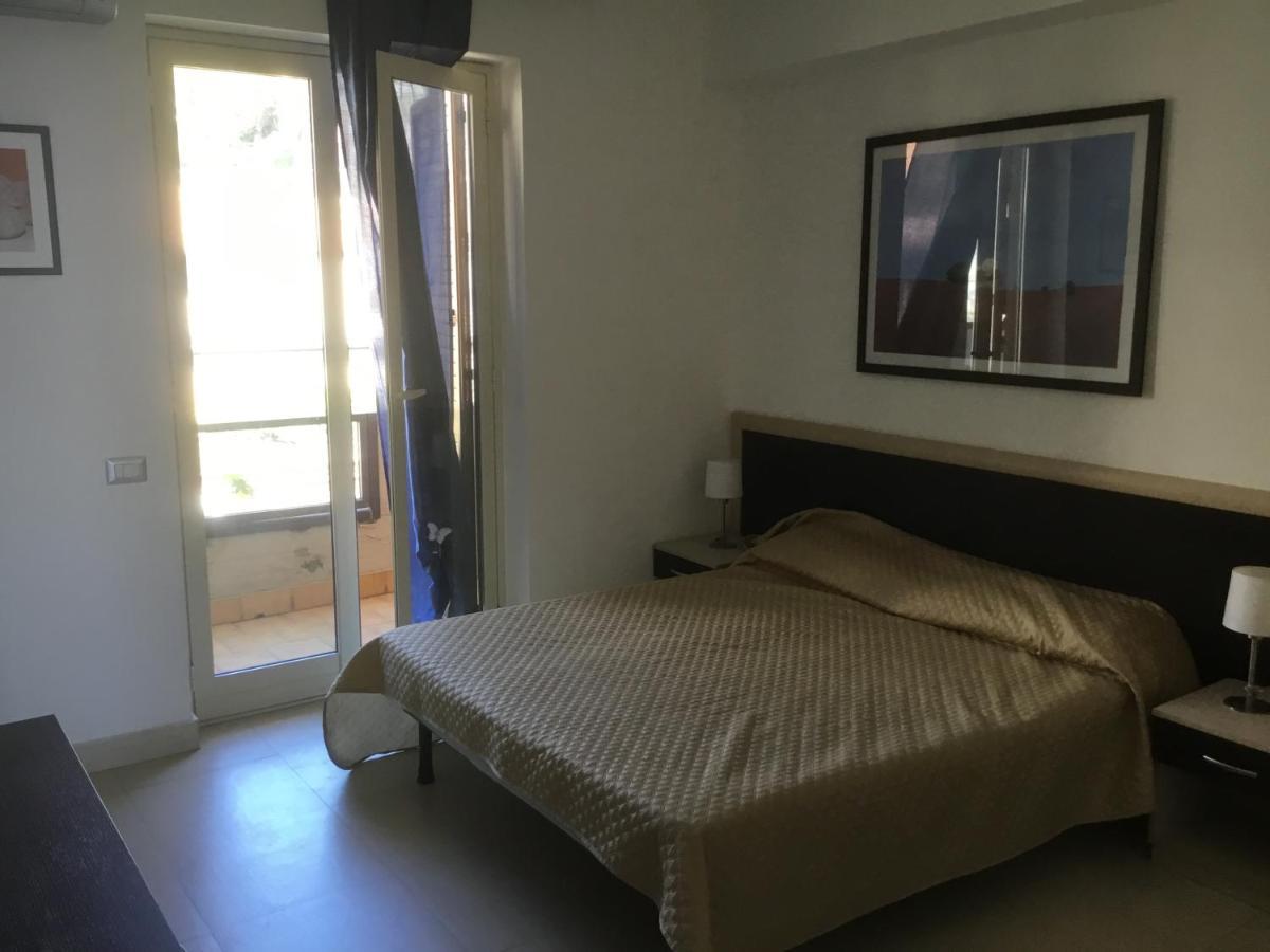 Taormina Stationhouse Apartment Екстериор снимка
