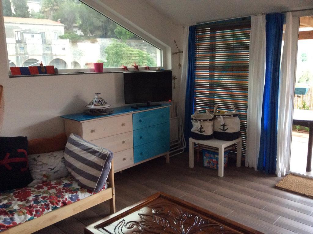 Taormina Stationhouse Apartment Екстериор снимка
