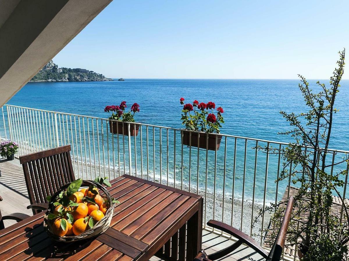 Taormina Stationhouse Apartment Екстериор снимка